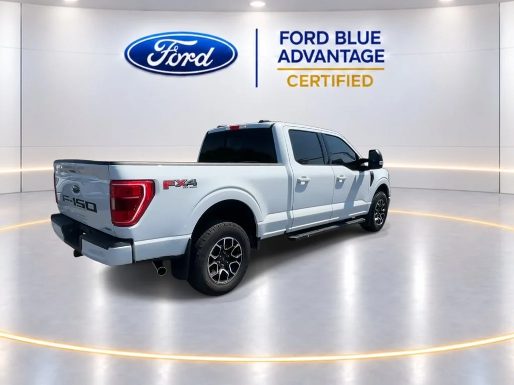 Certified Used 2023 Oxford White Ford XLT image 8