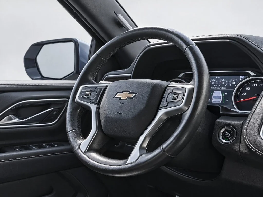 Used 2021 Gray Chevrolet Premier image 28