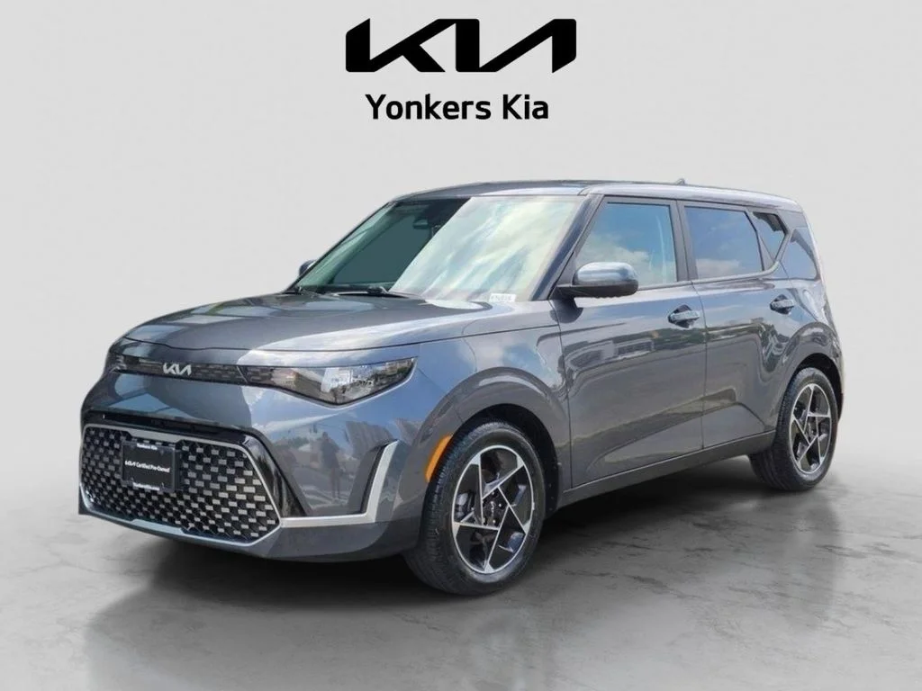Used 2023 Gray Kia EX image 1