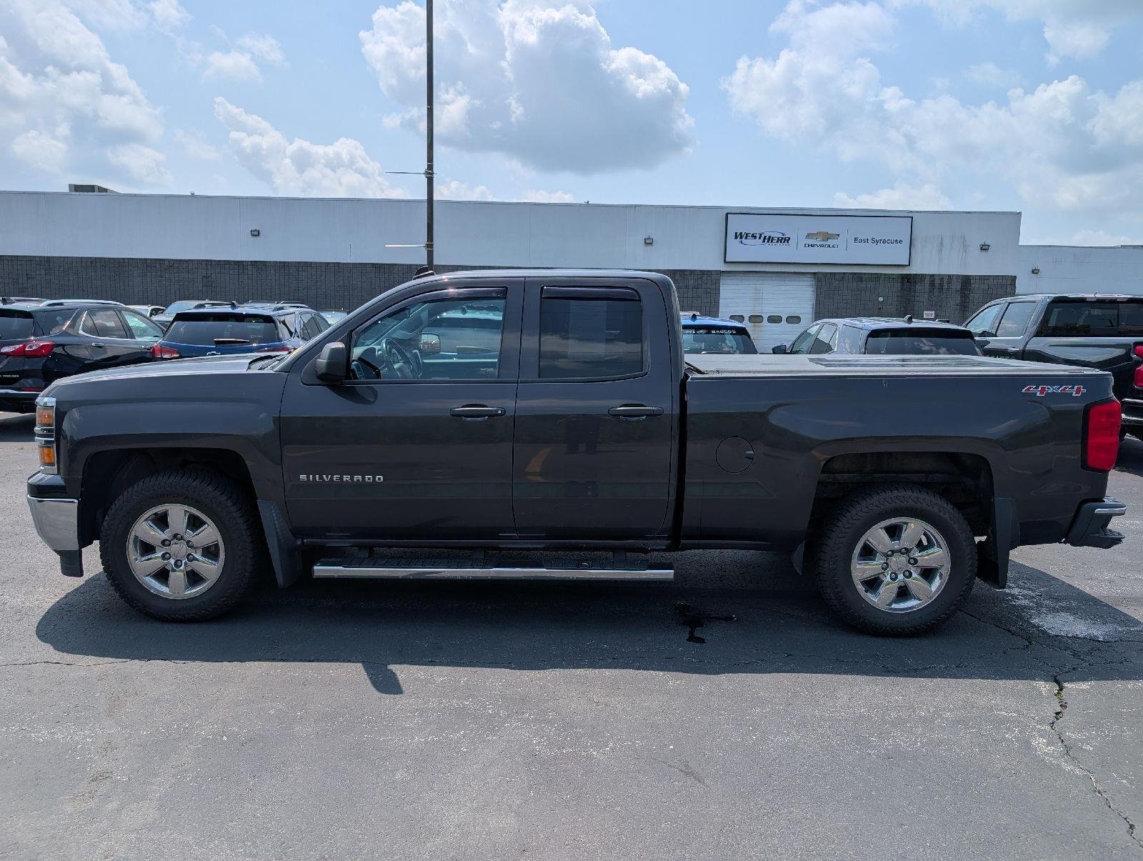 Used 2014 Tungsten Metallic Chevrolet LT image 8