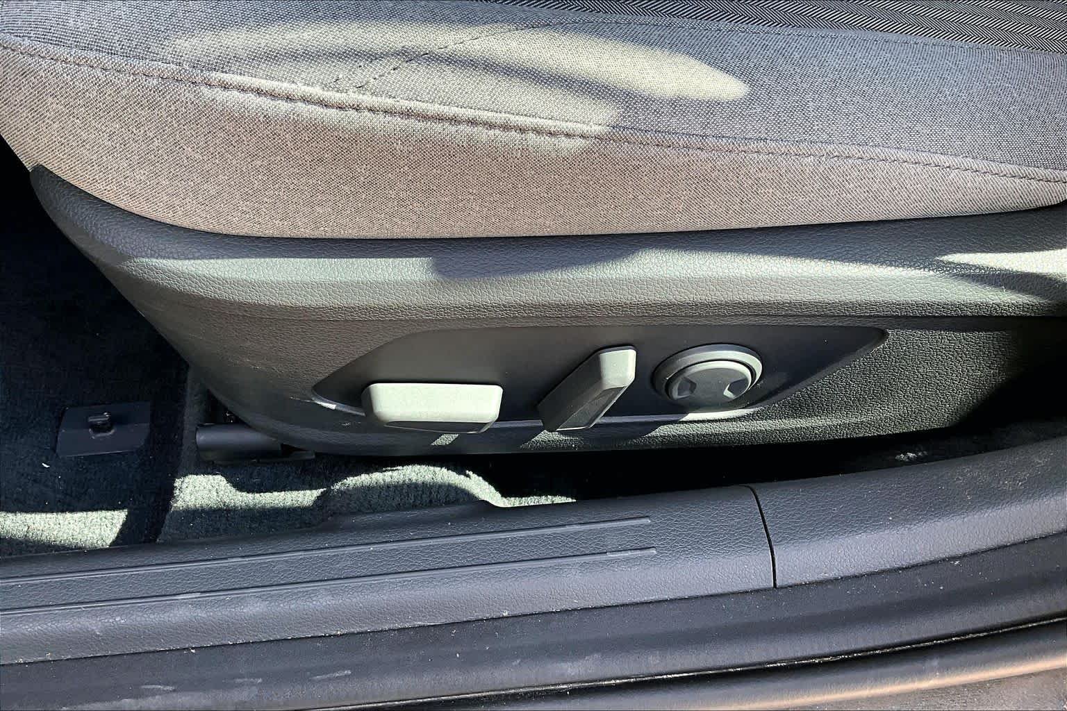Used 2020 Portofino Gray Hyundai SEL image 31