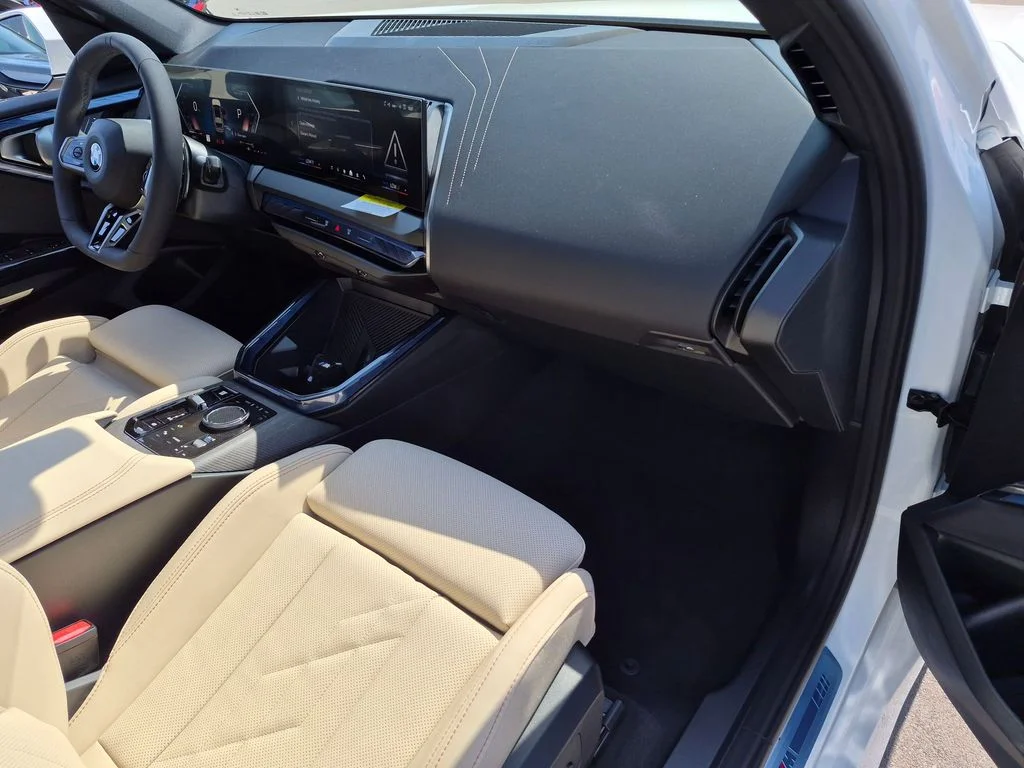 New 2026 White BMW 30 xDrive image 9