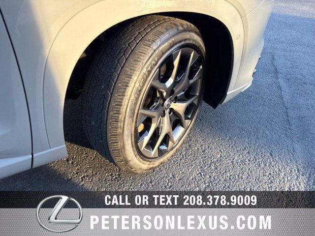 Used 2025  Lexus 500h F SPORT Luxury image 11