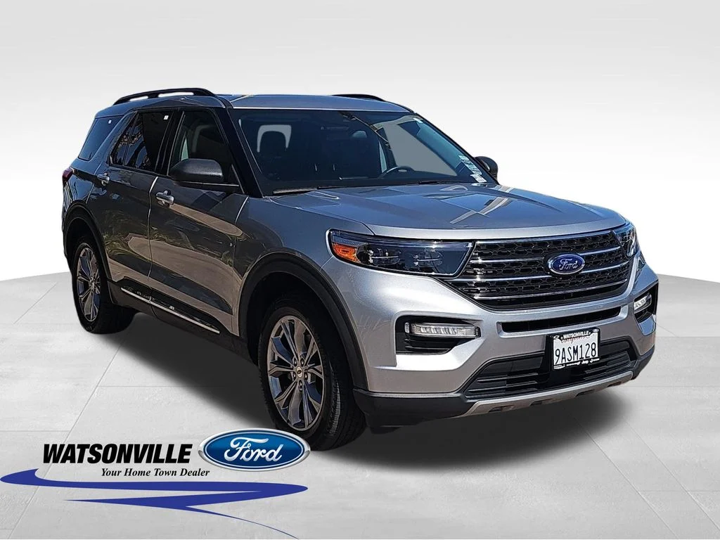 2022 Ford Explorer XLT 4WD's photo