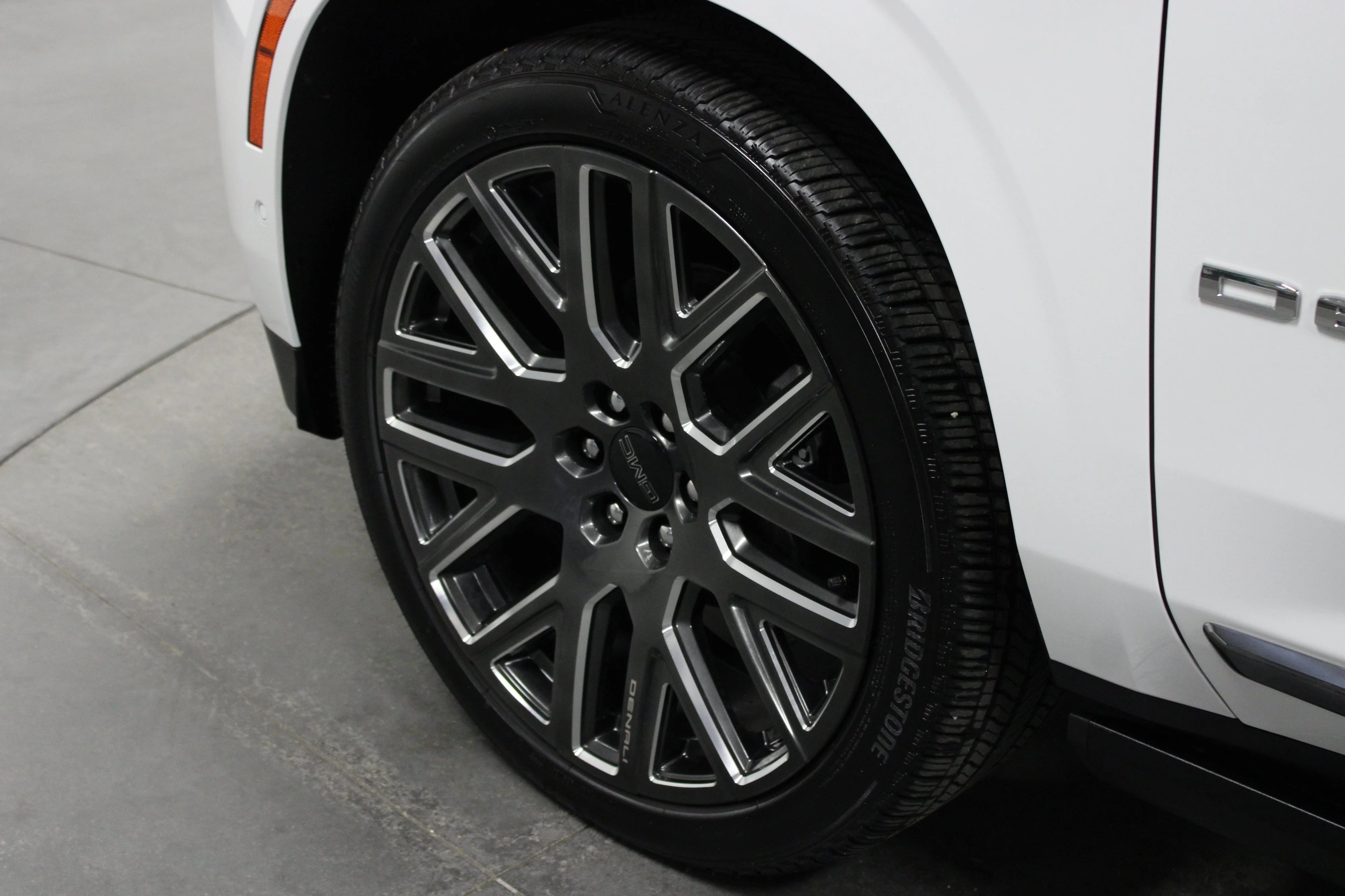 Used 2026 Summit White GMC Denali Ultimate image 10