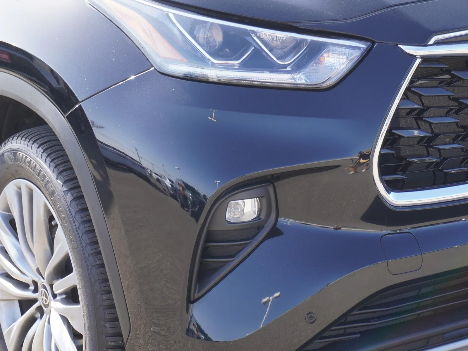 Certified Used 2022 Midnight Black Metallic Toyota Platinum image 3