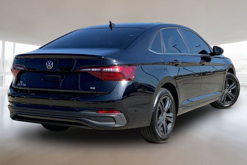 3VW7M7BUXNM006451