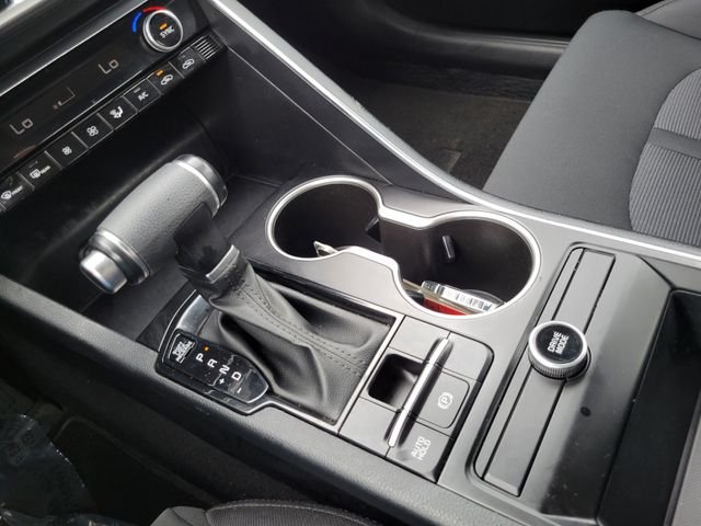 2024 Kia K5 LXS - Photo 19