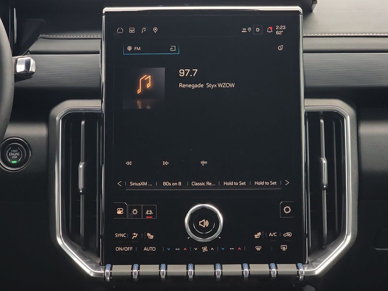 New 2026 Sterling Metallic GMC Elevation image 15