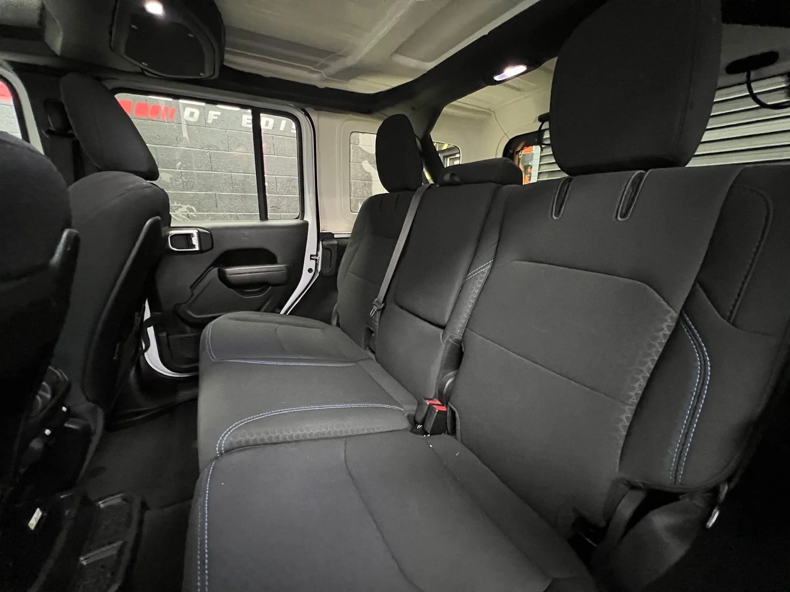 Used 2024 Bright White Clear Coat (pw7) Jeep Rubicon 4xe image 23