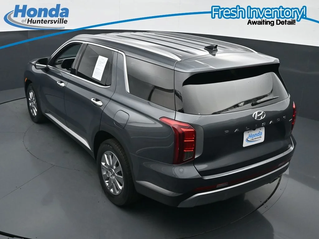 Used 2025 Graphite Hyundai SEL image 20