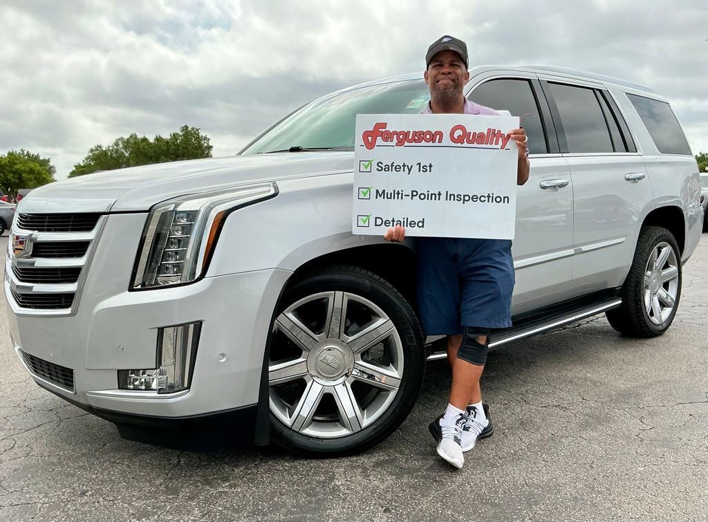 2019 Cadillac Escalade AWD Luxury's photo