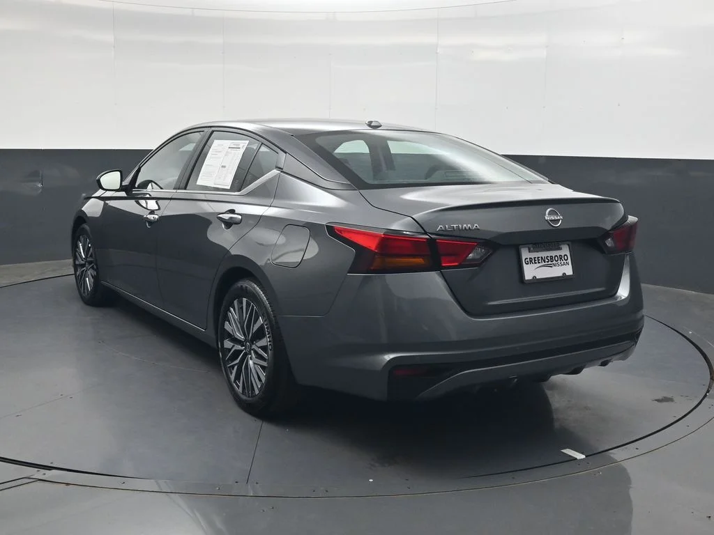 Used 2025 Gray Nissan 2.5 SV image 7