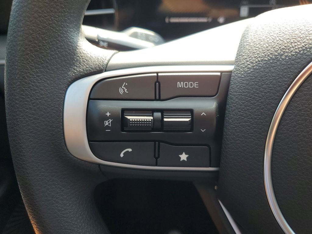 2026 Kia K5 LXS - Photo 29