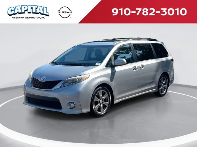 Used 2017 Silver Toyota SE Premium image 1