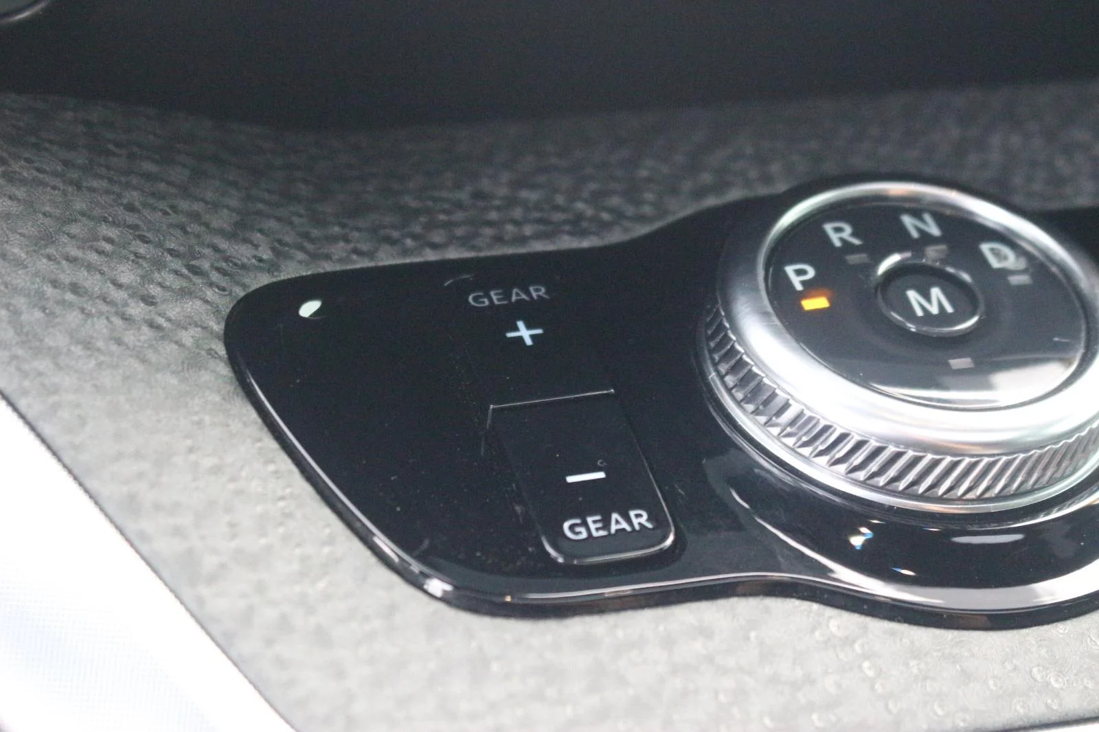 Used 2025 White Ford Tremor image 33