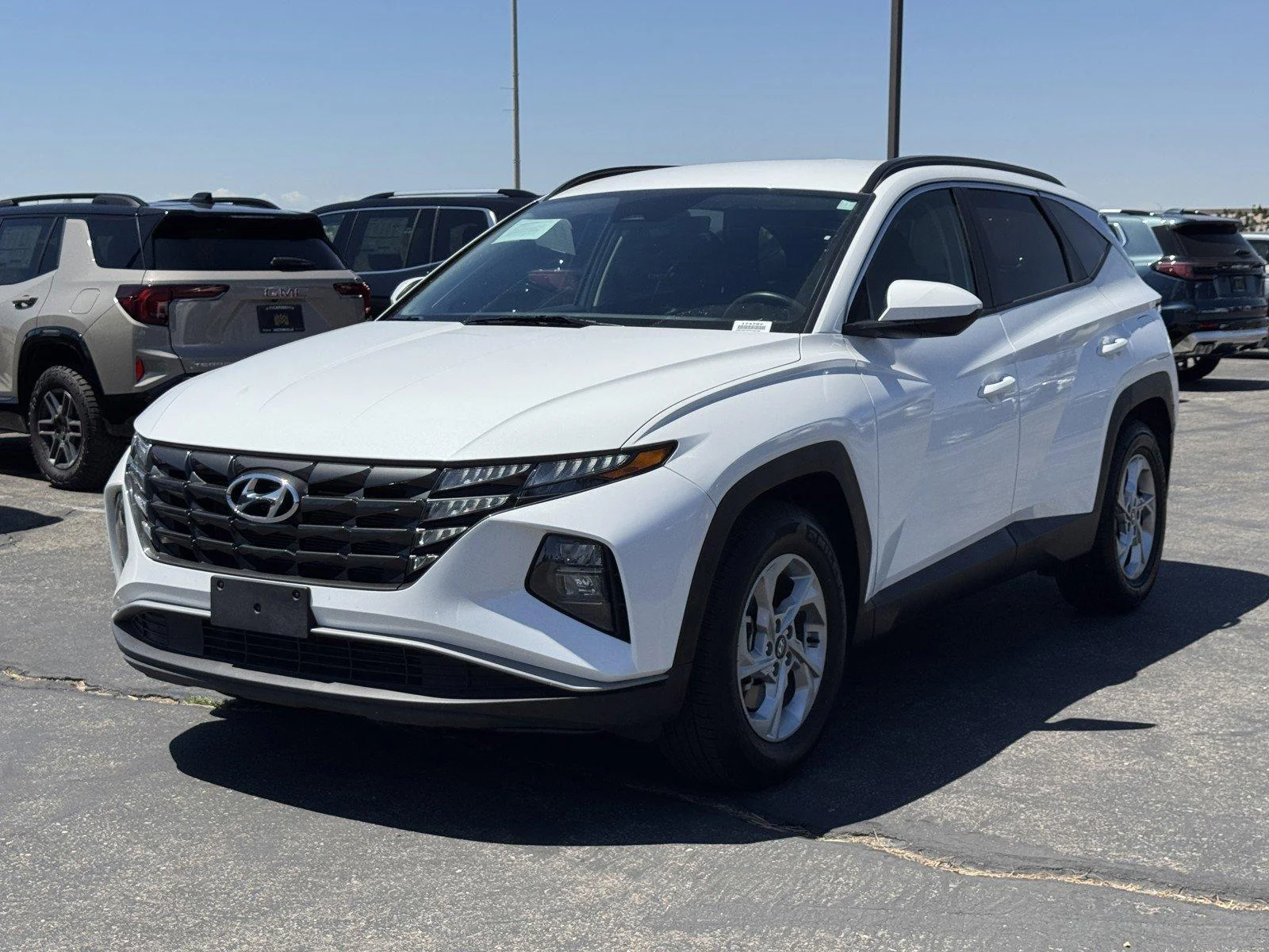 Used 2024 White Pearl Hyundai SEL image 3