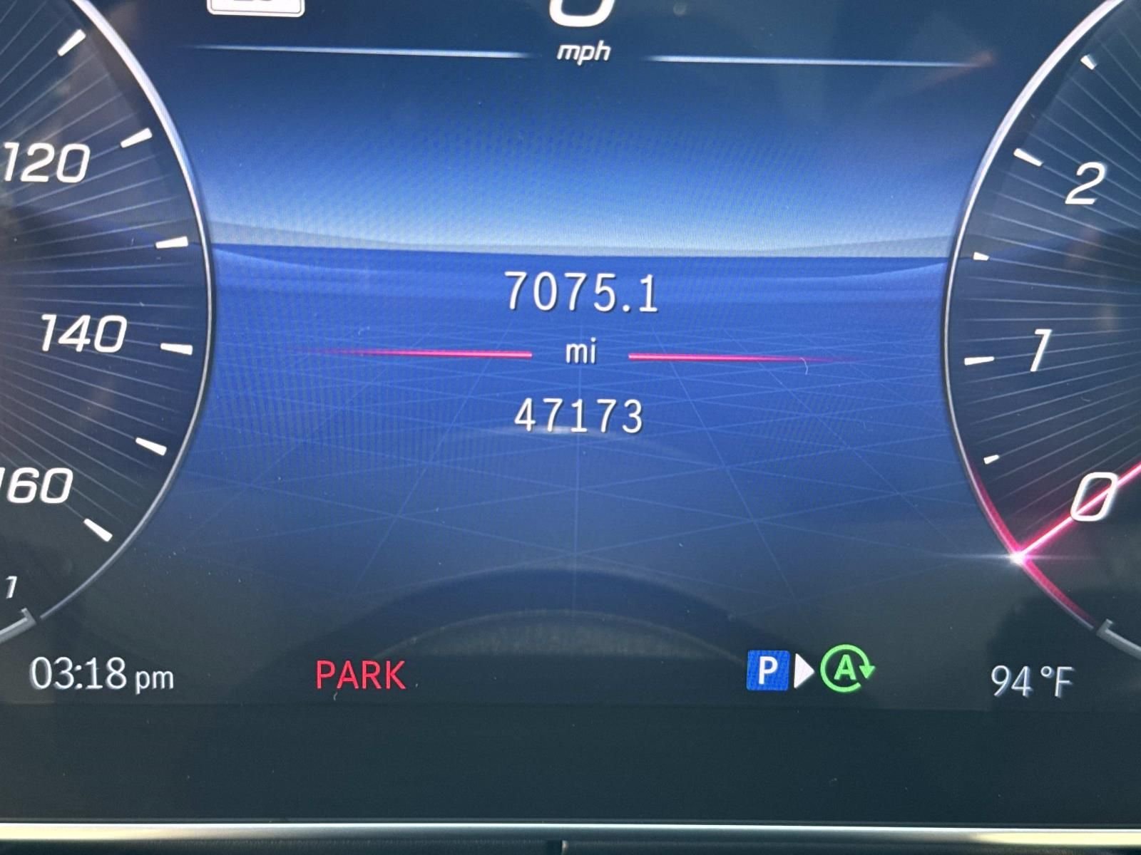 Certified Used 2023 Silver Mercedes-Benz GLC 300 image 27