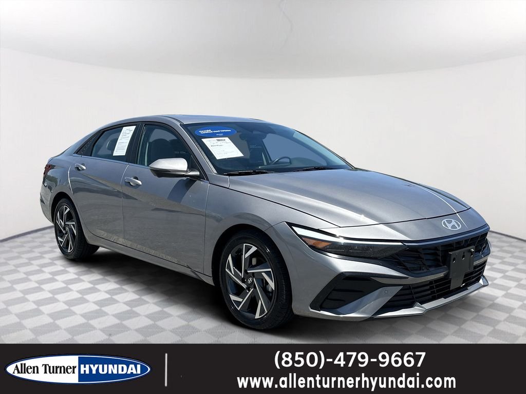 2024 Hyundai Elantra 2.0 Limited IVT's photo