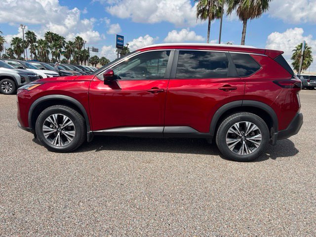 Used 2022 Red Nissan SV image 4