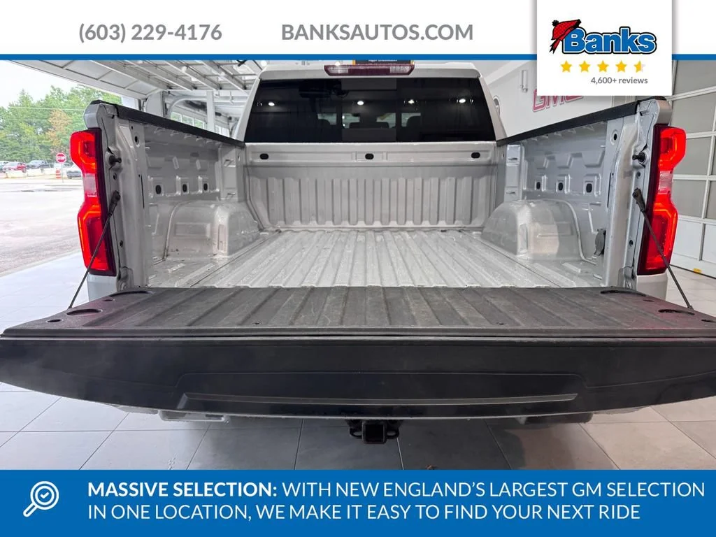 Certified Used 2022 Silver Ice Metallic Chevrolet RST image 8