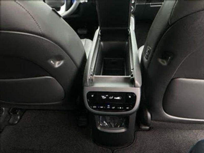 New 2026 Snow White Pearl Hyundai SEL image 28