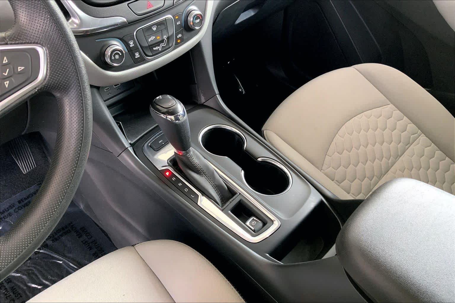 Used 2020 Summit White Chevrolet LT image 17