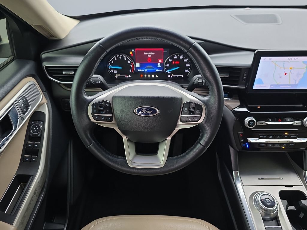 Used 2022 Stone Blue Metallic Ford Limited image 14