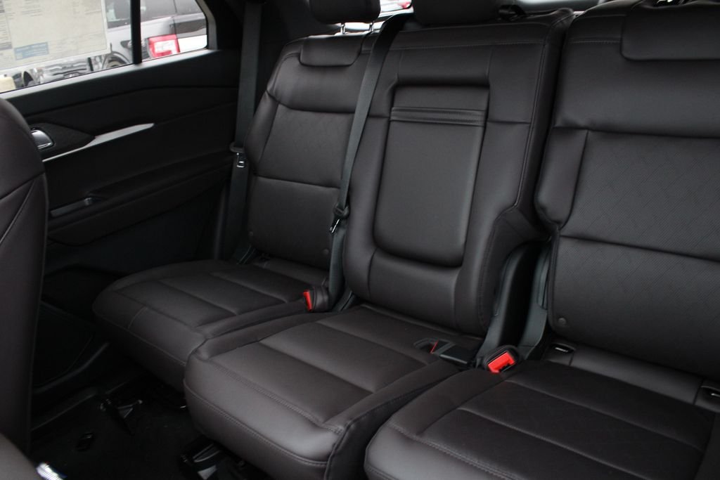 2026 Ford Explorer Platinum - Photo 24