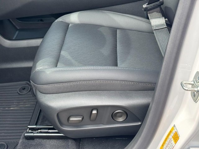 2027 Chevrolet Equinox LT - Photo 10
