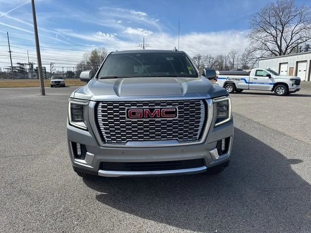 Used 2024 Silver GMC Denali image 8