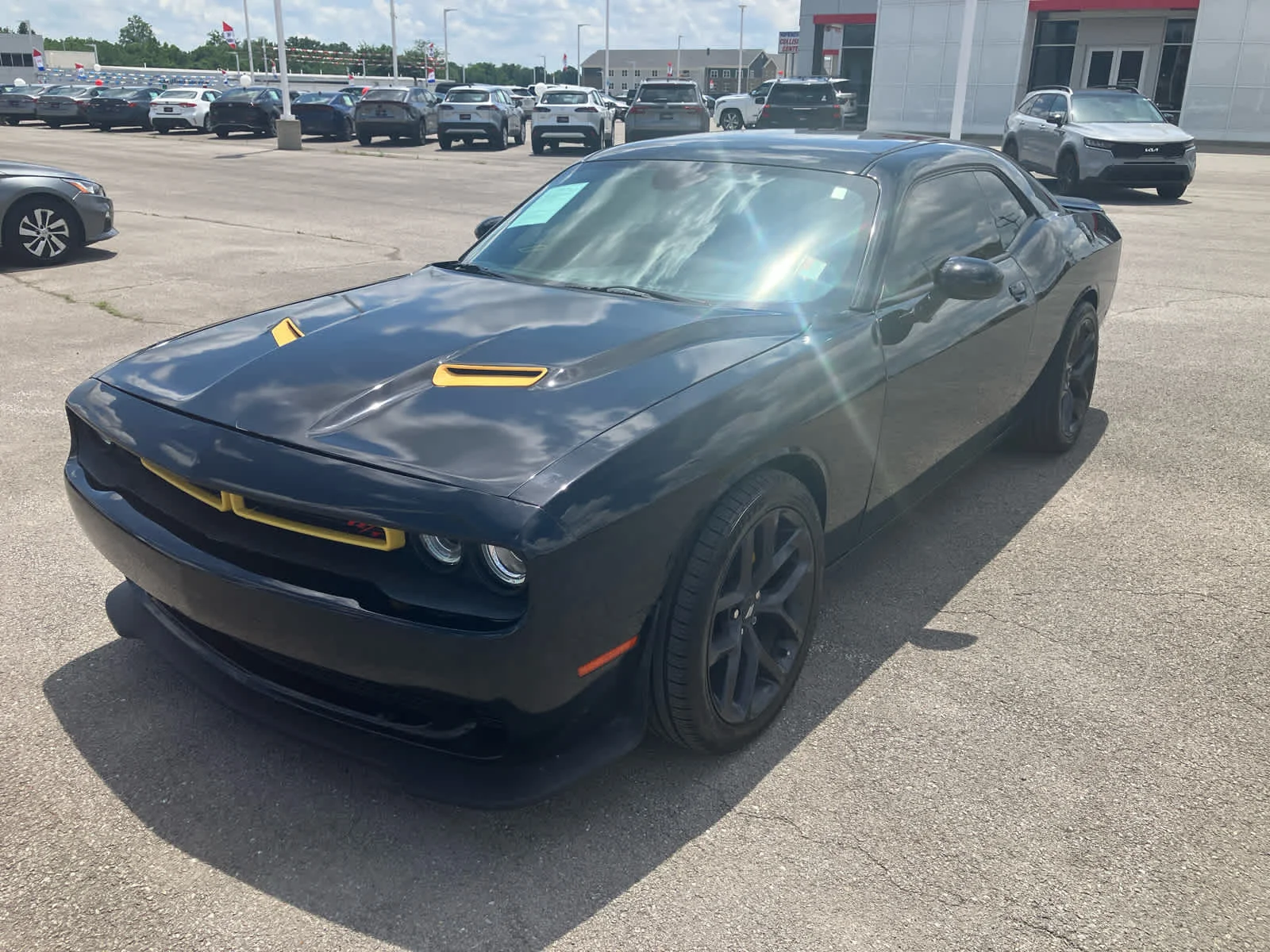 Used 2019 Pitch Black Clearcoat Dodge R/T image 3