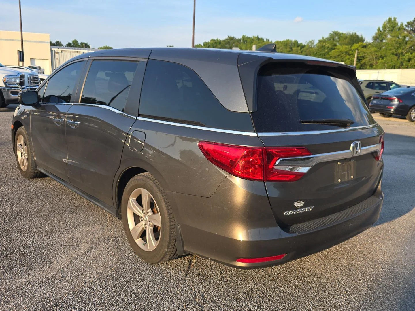 Used 2018 Pacific Pewter Metallic Honda EX-L image 5