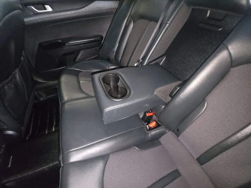 Used 2022 Black Kia GT-Line image 34