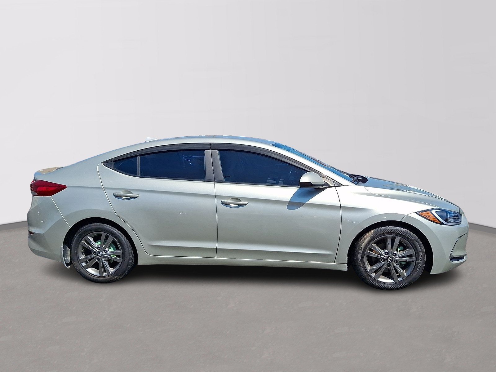 Used 2017 Mineral Beige - WT Hyundai SE image 7