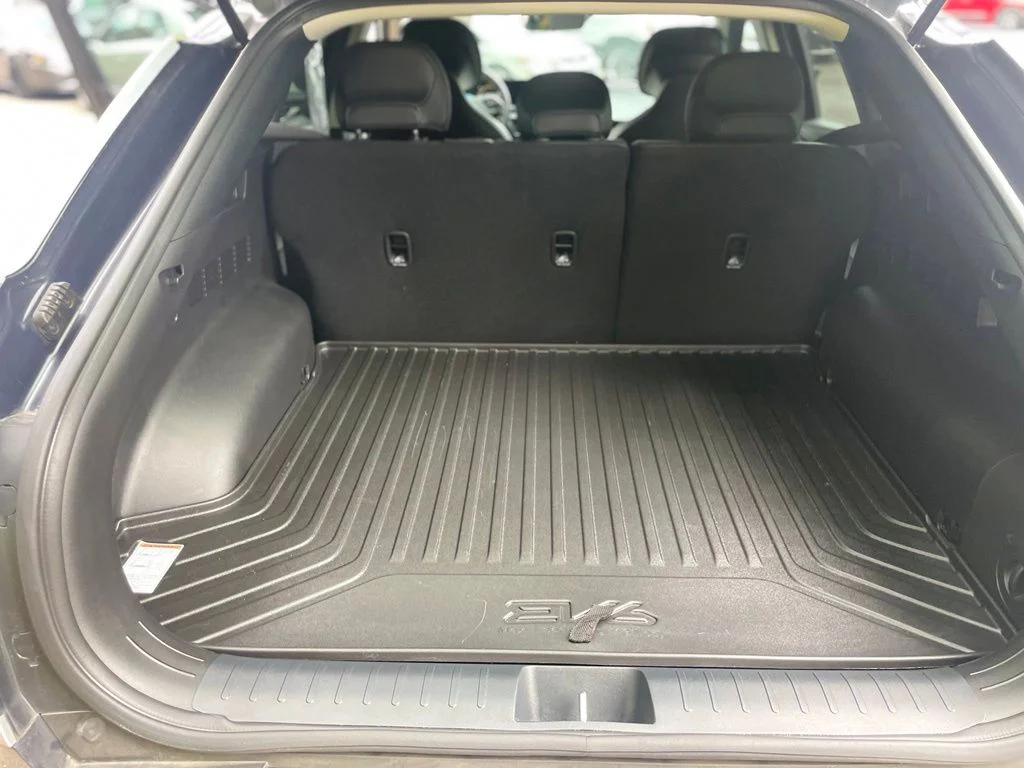 Used 2024 Gravity Blue Kia Light image 19