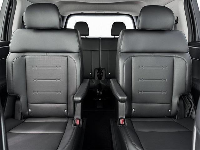 2026 Hyundai Santa Fe Limited - Photo 16