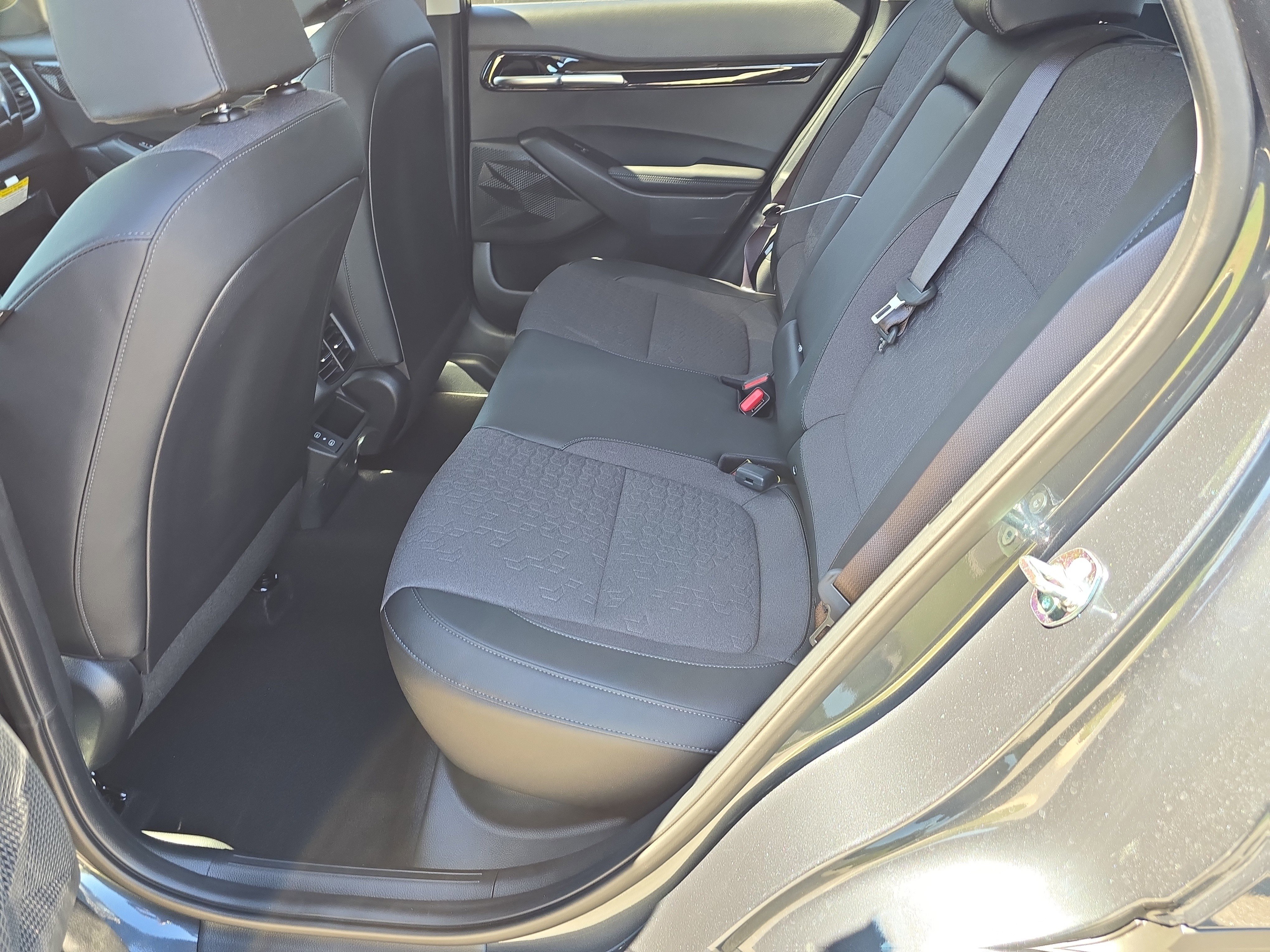 New 2026 Gravity Gray Kia S image 15