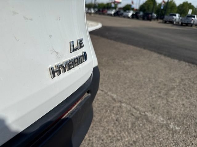 Used 2022 White Toyota LE image 5