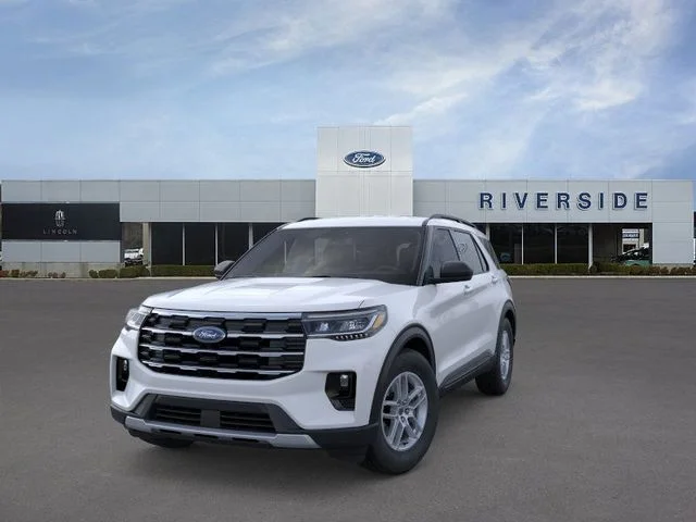 New 2026 Space White Metallic Ford Active image 2