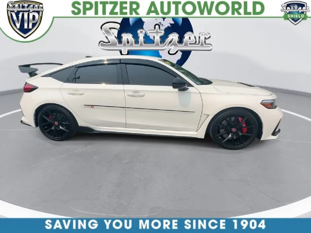 Used 2024 White Honda  image 11