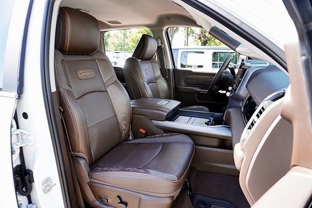 Used 2025 White Ram Limited image 13