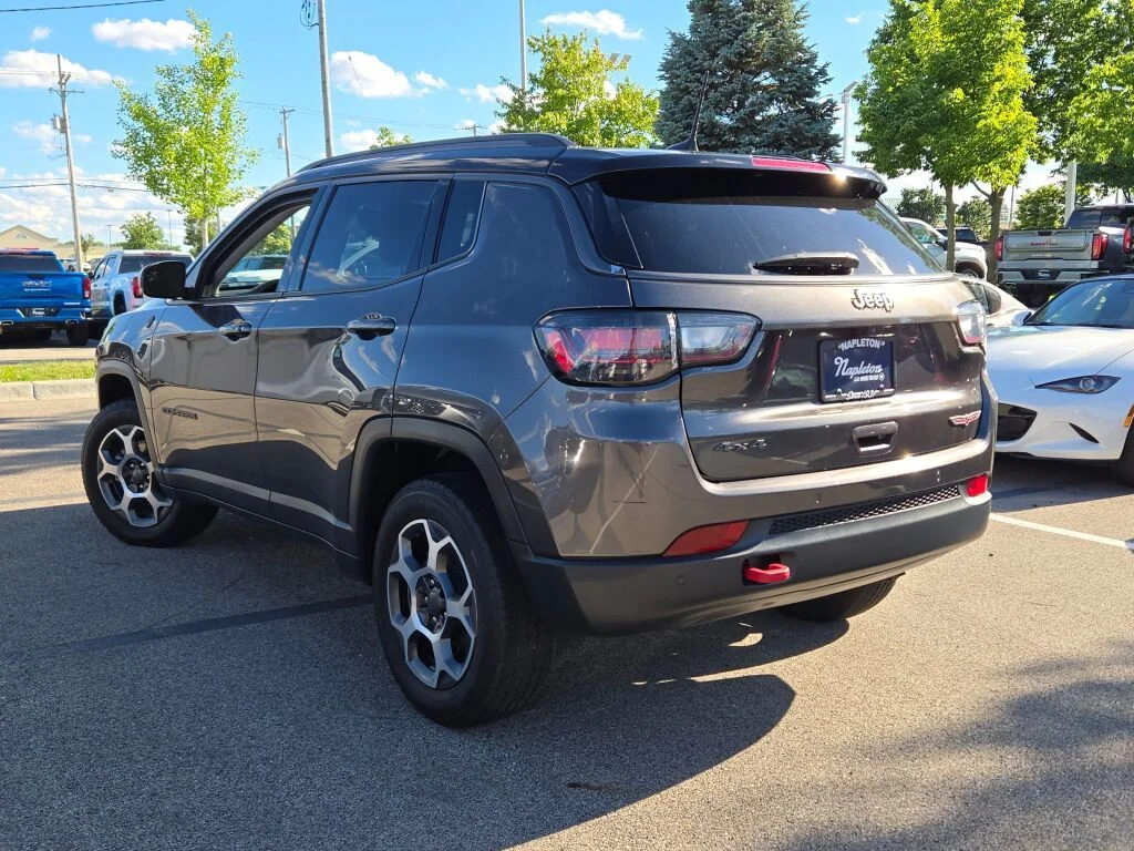 Used 2022 Gray Jeep Trailhawk image 16
