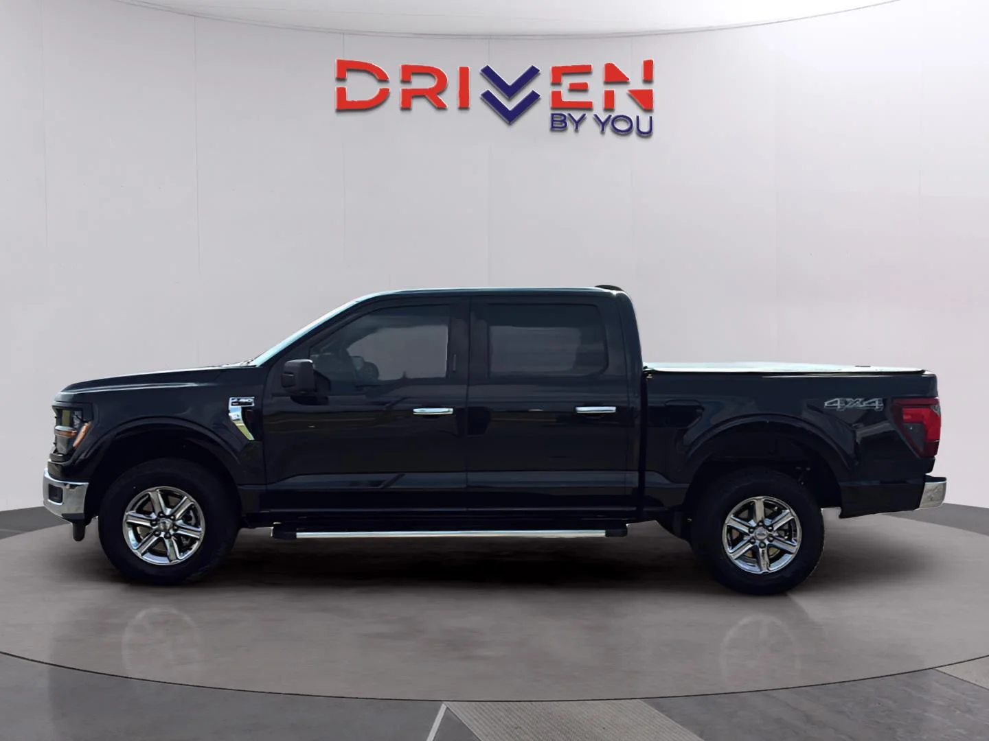 Used 2024 Agate Black Ford XLT image 2