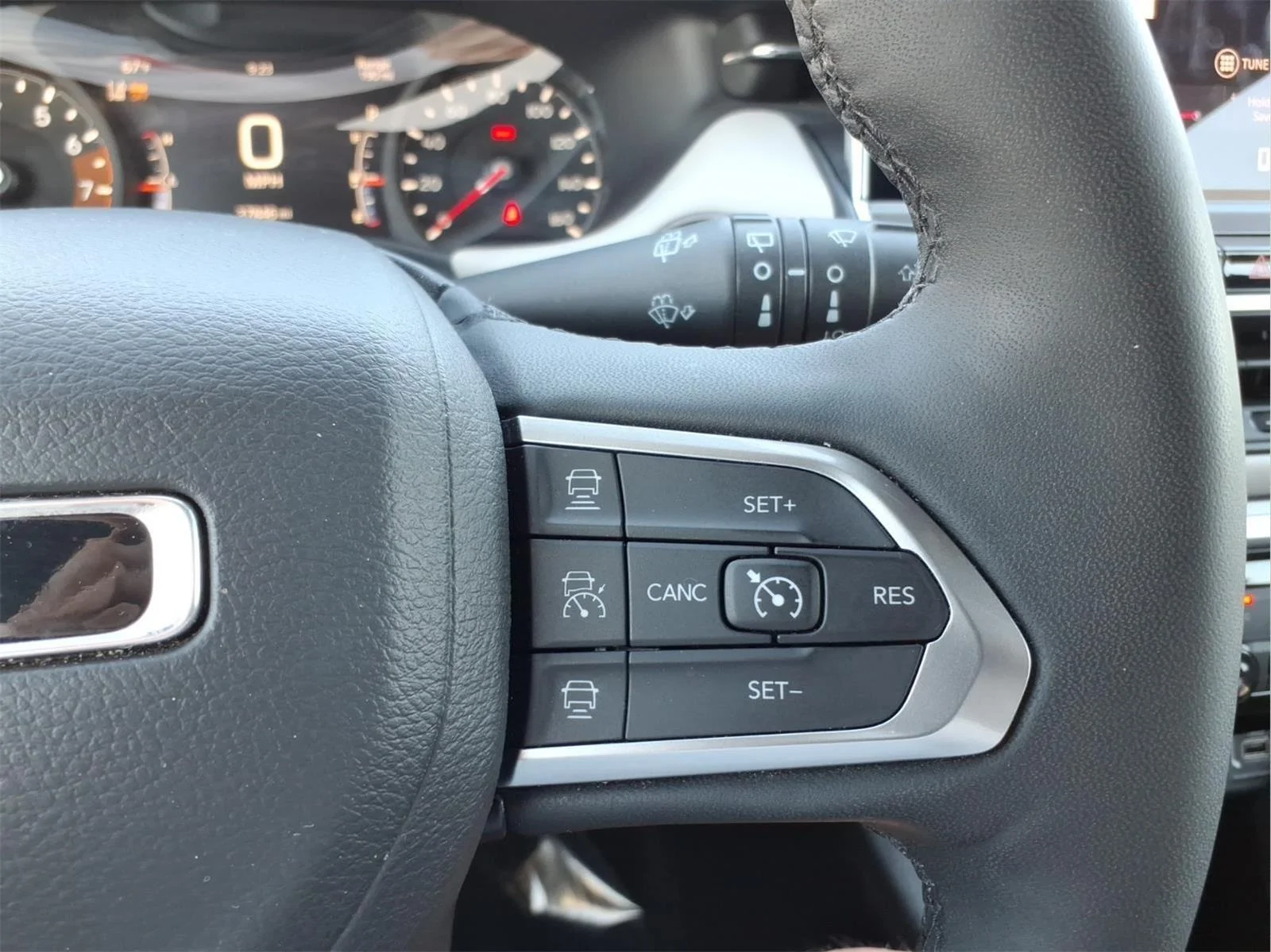 Used 2025 Bright White Clearcoat Jeep Limited image 20