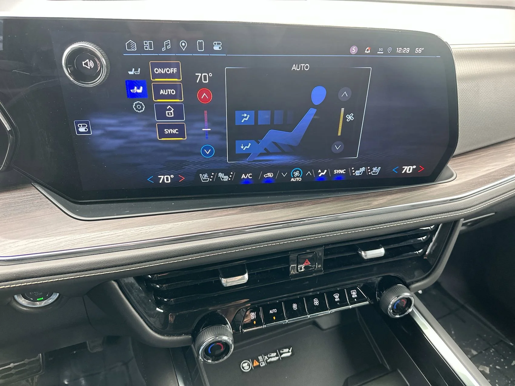 Used 2025 Black Chevrolet Premier image 19