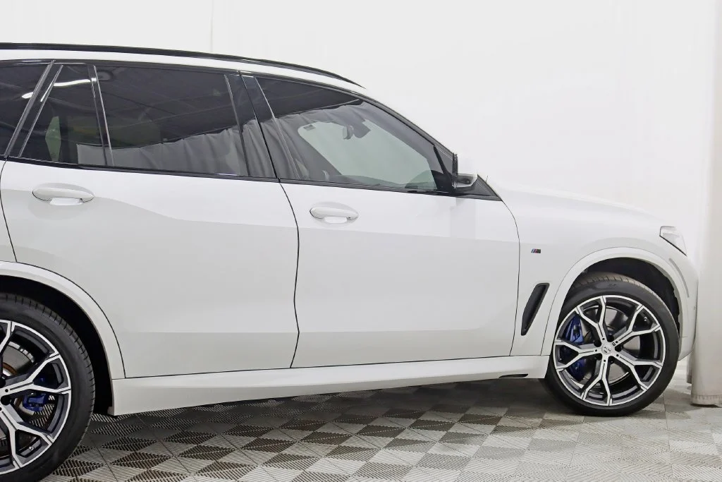 Used 2023 White BMW xDrive45e image 12