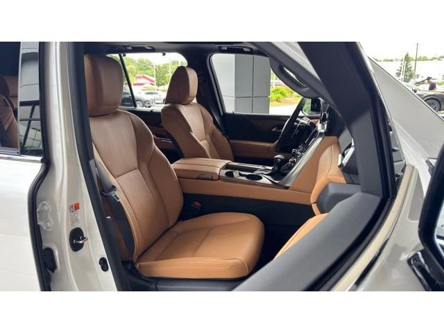 New 2026 Eminent White Pearl Lexus LUXURY image 17