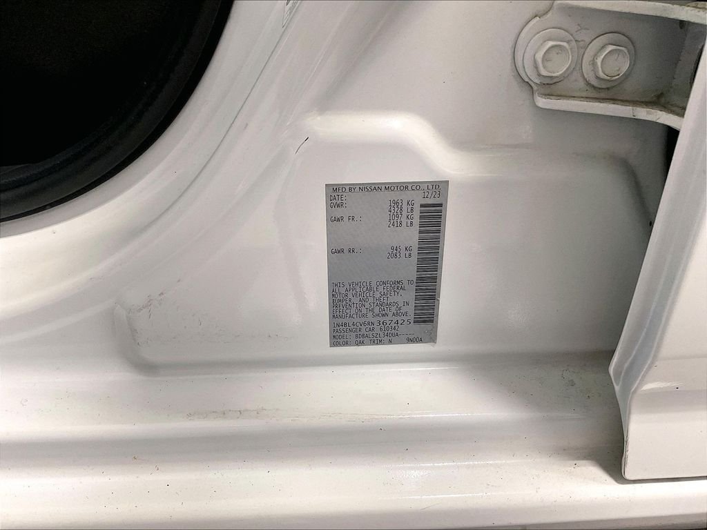 Certified Used 2024 White Nissan 2.5 SR image 33