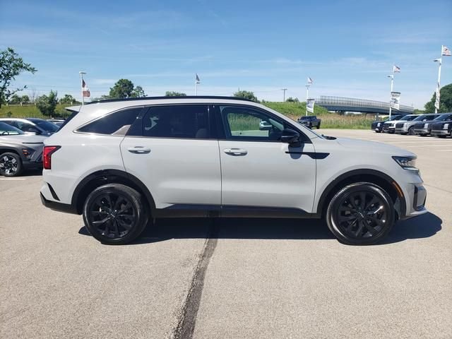 Used 2023 Gray Kia SX image 4